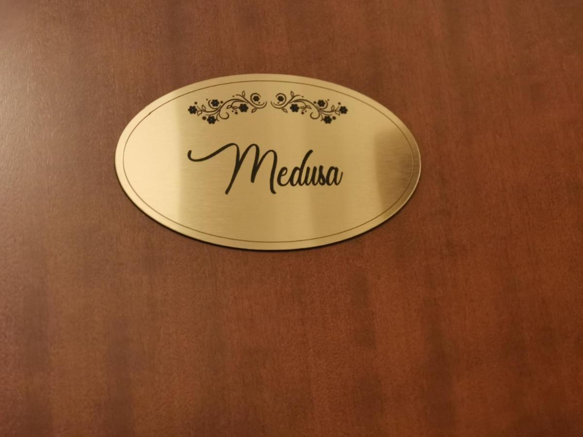 Medusa House Couette-café Gallipoli